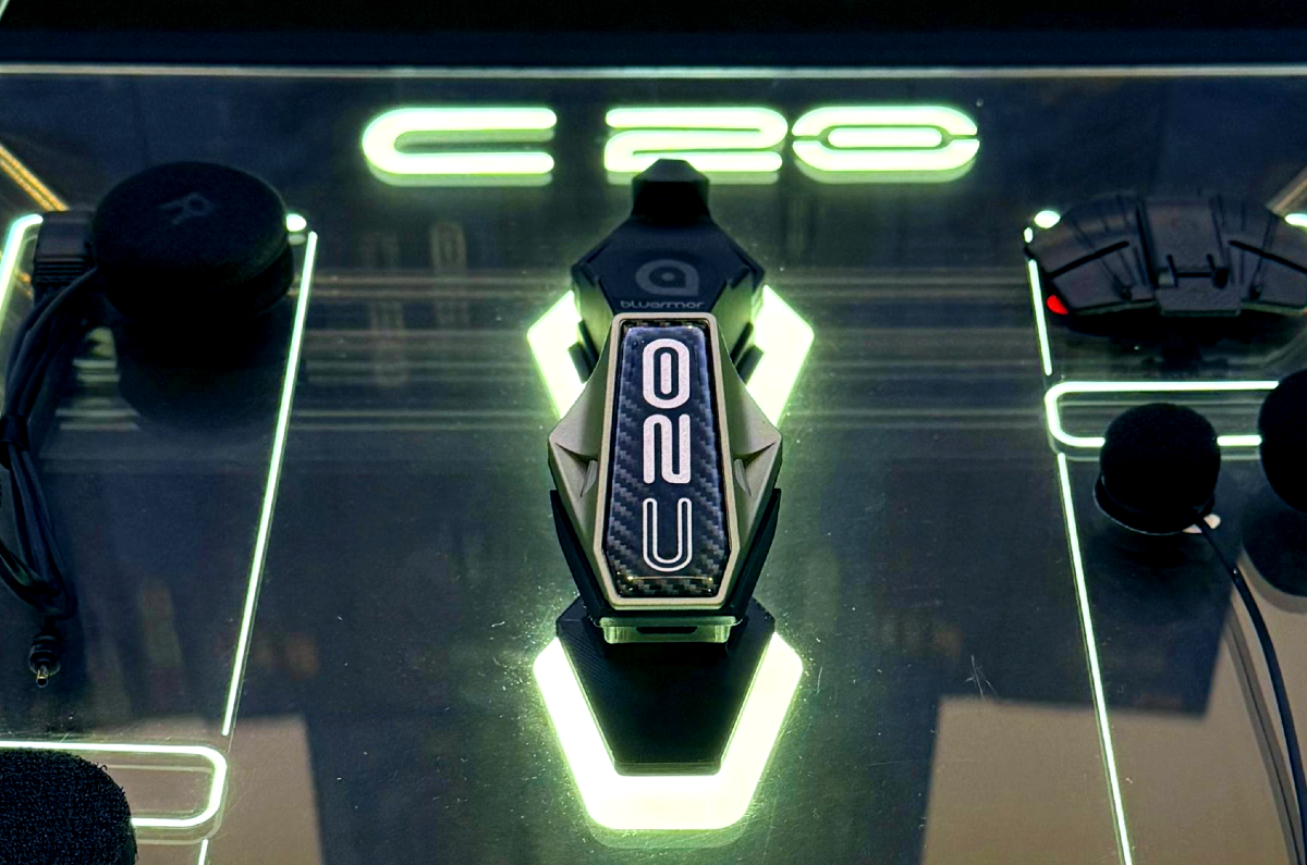 Blu Armor C20 helmet intercom launched at Rs 10,000